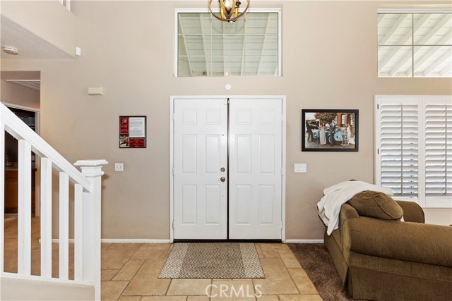 Detail Gallery Image 8 of 39 For 2904 Coral St, Corona,  CA 92882 - 4 Beds | 2/1 Baths