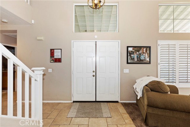 Detail Gallery Image 8 of 39 For 2904 Coral St, Corona,  CA 92882 - 4 Beds | 2/1 Baths