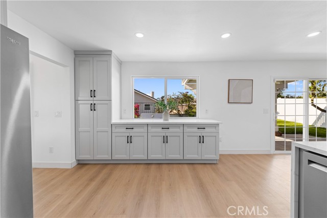 Image 11 of 53 For 25885 Astor Way