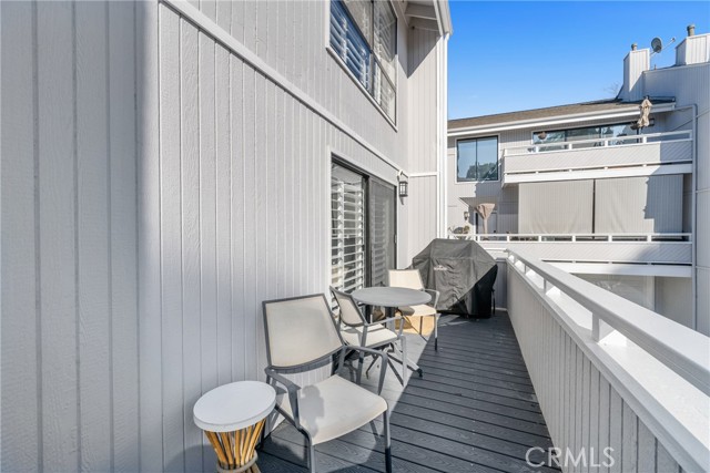 Detail Gallery Image 13 of 44 For 5 Kialoa Ct #99,  Newport Beach,  CA 92663 - 4 Beds | 2/1 Baths