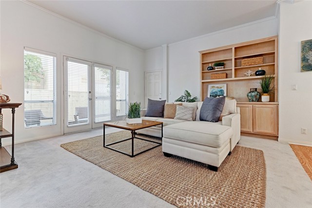 2403 Voorhees Avenue, Redondo Beach, California 90278, 4 Bedrooms Bedrooms, ,2 BathroomsBathrooms,Residential,Sold,Voorhees,SB17132847