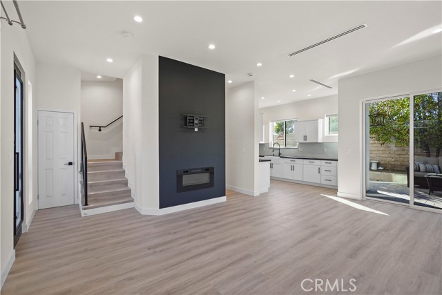 11647 N. Paso Robles Avenue, Granada Hills CA: https://media.crmls.org/medias/7dcb53a1-672f-4223-8da9-08268cbc3d1a.jpg