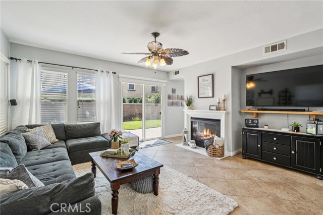 7919 Spring Hill Street, Chino CA: https://media.crmls.org/medias/7dcbd45d-9d5f-45fc-950d-24203452d266.jpg
