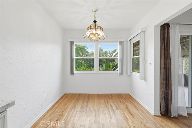 Detail Gallery Image 6 of 23 For 15853 Romar, Granada Hills,  CA 91343 - 3 Beds | 2 Baths