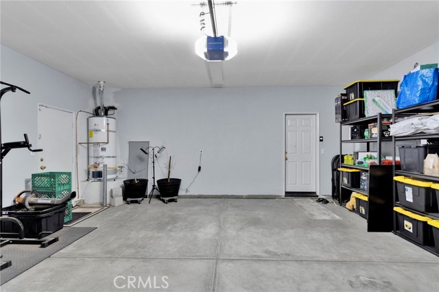 Detail Gallery Image 15 of 37 For 9301 Creosote, Oak Hills,  CA 92344 - 3 Beds | 2 Baths