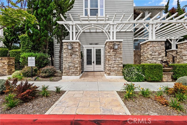 Detail Gallery Image 1 of 1 For 1421 Windshore Way, Oxnard,  CA 93035 - 3 Beds | 2 Baths