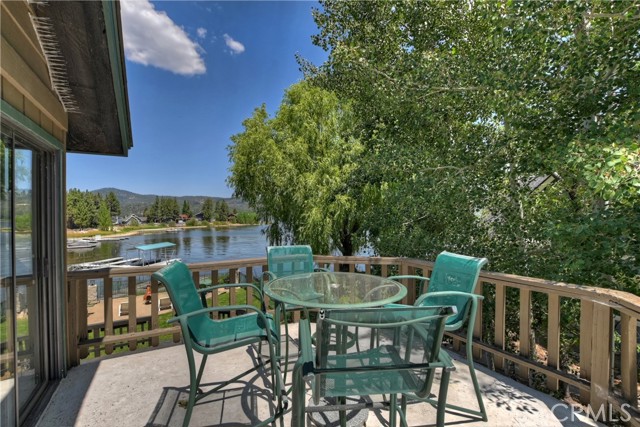 488 Lakeview Court, Big Bear Lake CA: https://media.crmls.org/medias/7dcdcb18-a80d-48d9-a7d3-27233f51175e.jpg