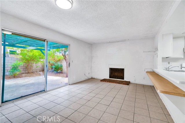 10907 Danielson Drive, South El Monte CA: https://media.crmls.org/medias/7dce1443-7394-4668-a759-246a9154ba12.jpg