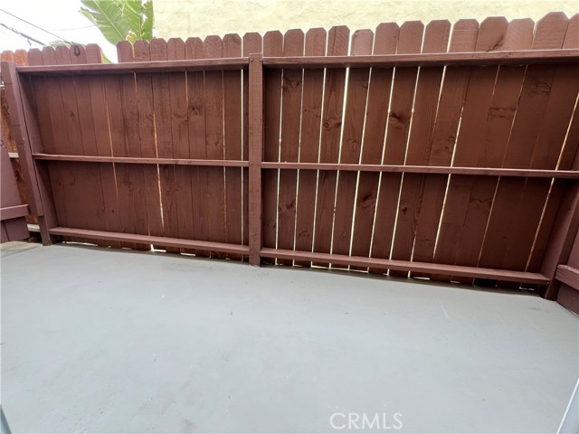 859 S Shenandoah Street, Los Angeles CA: https://media.crmls.org/medias/7dce28bb-8561-4ac8-9c1f-1ea1a827792b.jpg