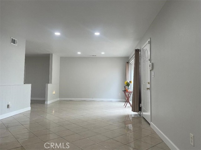 Detail Gallery Image 6 of 38 For 20100 Needles St, Chatsworth,  CA 91311 - 3 Beds | 2 Baths