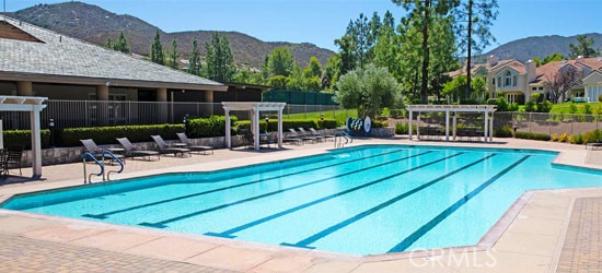 Detail Gallery Image 14 of 19 For 22176 Twin Oaks Ct, Murrieta,  CA 92562 - 4 Beds | 4/1 Baths