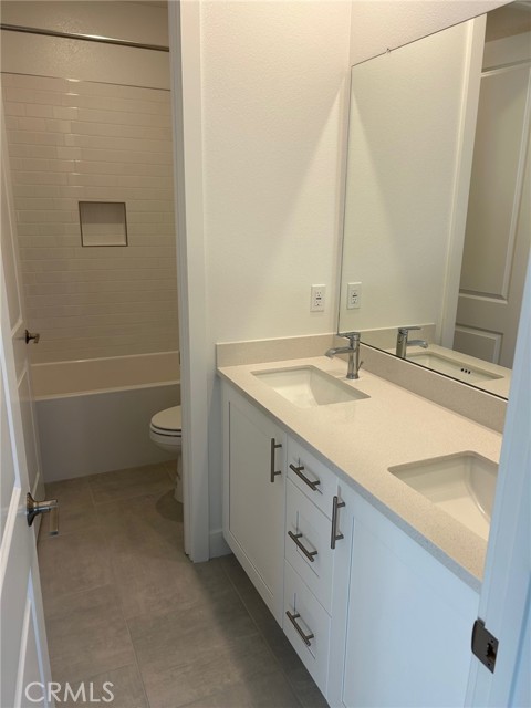 Detail Gallery Image 14 of 26 For 168 Carmine, Irvine,  CA 92618 - 4 Beds | 3 Baths