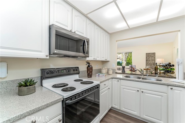 Detail Gallery Image 19 of 70 For 5117 Miembro, Laguna Woods,  CA 92637 - 2 Beds | 2 Baths