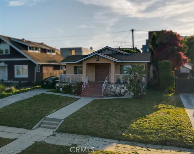 5121 11Th Ave, Los Angeles, CA 90043