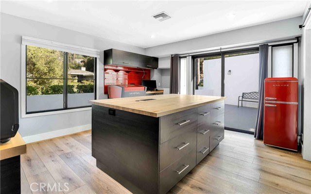 Detail Gallery Image 26 of 29 For 16688 Oldham St, Encino,  CA 91436 - 5 Beds | 3/1 Baths