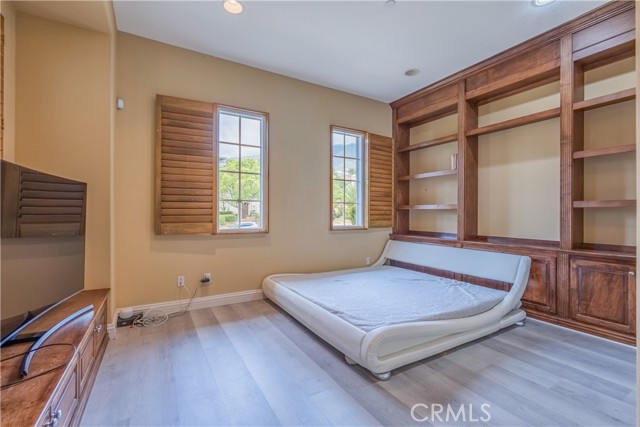 Image 17 of 44 For 918 Appalachian