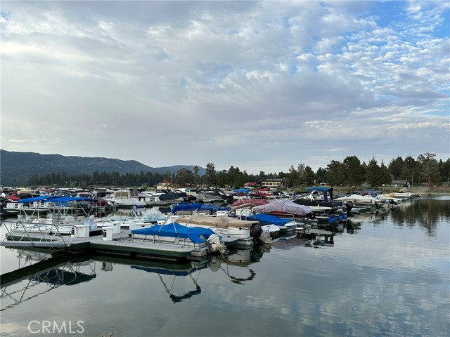 Detail Gallery Image 4 of 8 For 400 Pine Knot Bld, Big Bear Lake,  CA 92315 - – Beds | – Baths