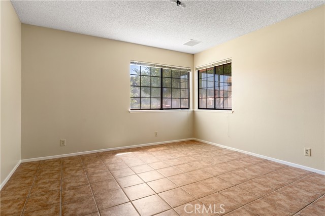 Detail Gallery Image 11 of 21 For 230 Kennedy Ct, Ridgecrest,  CA 93555 - 2 Beds | 2 Baths