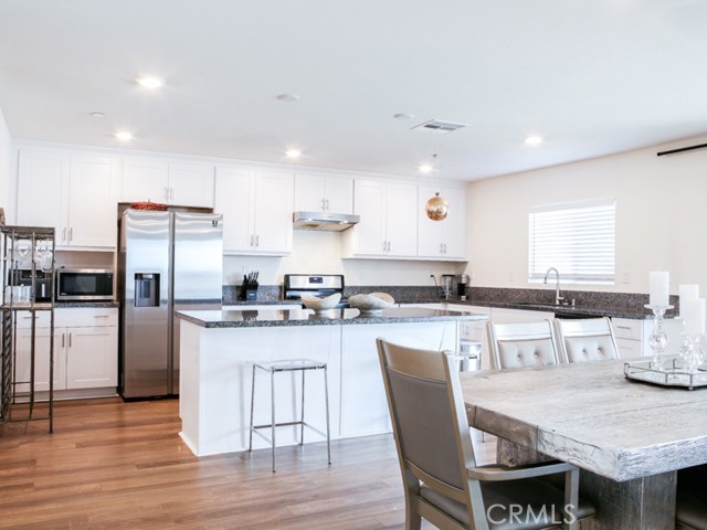 Detail Gallery Image 16 of 52 For 2159 E Newgrove St, Lancaster,  CA 93535 - 4 Beds | 2 Baths