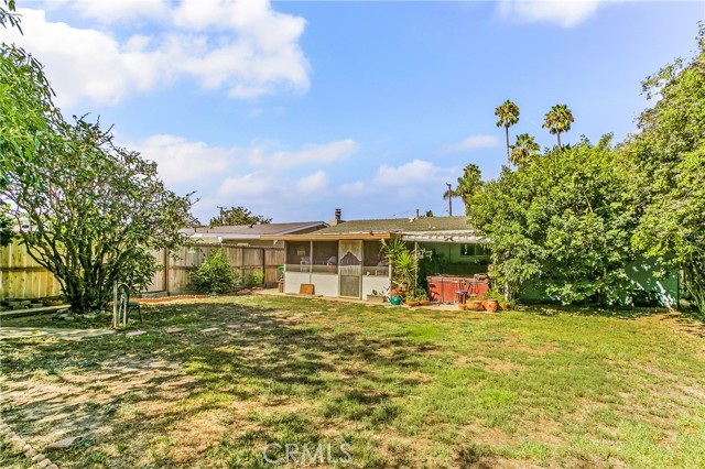 2234 Avalon Street, Costa Mesa CA: https://media.crmls.org/medias/7dd599ee-81e8-495c-8ba7-856afda47480.jpg