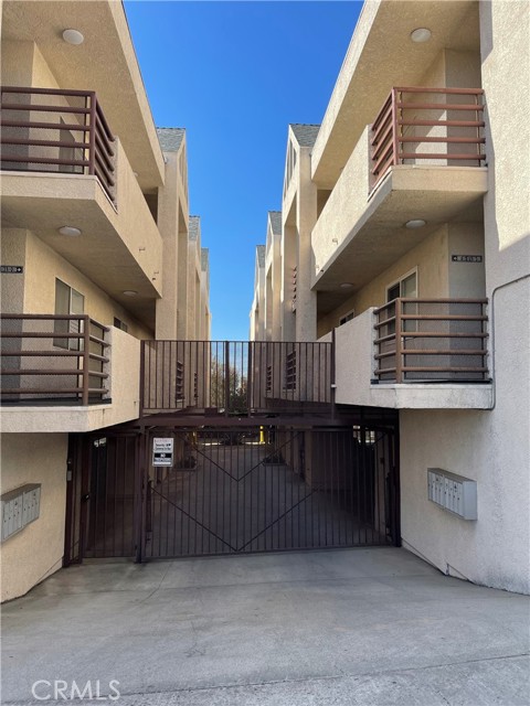 10115 Pinewood Avenue, Tujunga CA: https://media.crmls.org/medias/7dd5e8fe-40f3-4f62-a51d-ea18e5153db4.jpg