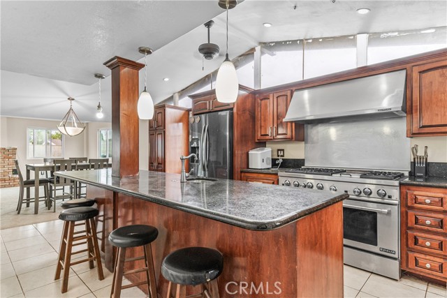 Detail Gallery Image 5 of 31 For 10930 Groveland, Whittier,  CA 90603 - 4 Beds | 2 Baths