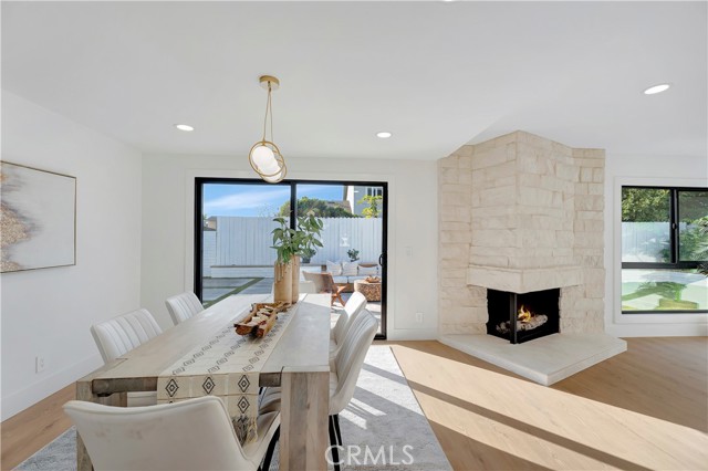 Detail Gallery Image 11 of 49 For 21211 Binghampton Cir, Huntington Beach,  CA 92646 - 4 Beds | 3 Baths