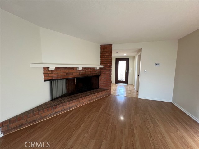 Detail Gallery Image 5 of 38 For 616 S Archer St, Anaheim,  CA 92804 - 5 Beds | 5/1 Baths