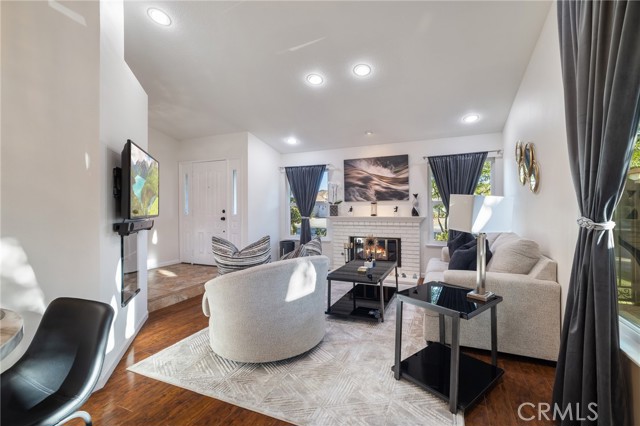 2037 Comstock Court, Palmdale CA: https://media.crmls.org/medias/7dd82eed-d323-47e4-8cb1-aa2f4ef68b0b.jpg