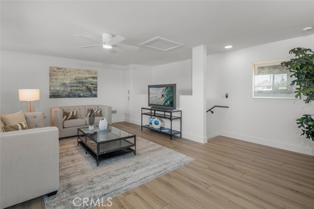 Image 23 of 31 For 16791 Glenhaven Lane