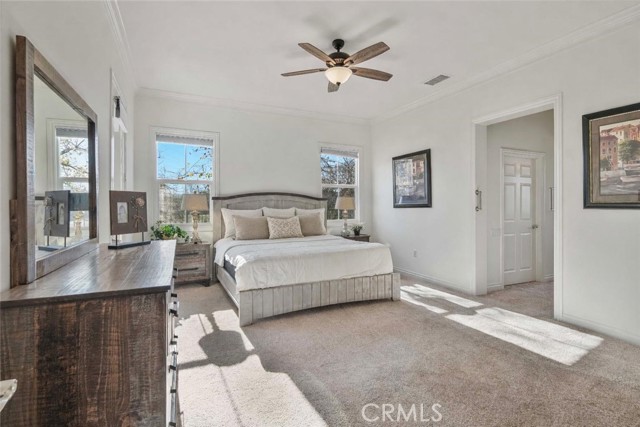 Detail Gallery Image 15 of 44 For 27976 Red Pine Ct, Valencia,  CA 91354 - 2 Beds | 3 Baths