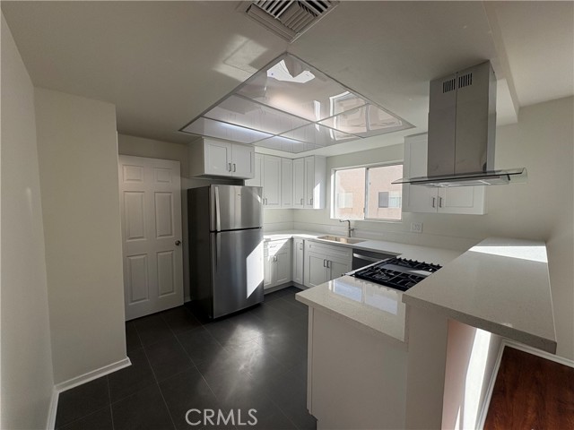 Front Image Thumbnail for CRSR26021767