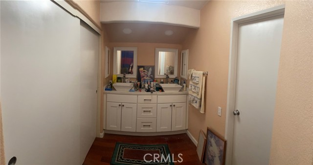 Detail Gallery Image 9 of 11 For 7814 Aberdeen, Highland,  CA 92346 - 4 Beds | 3 Baths