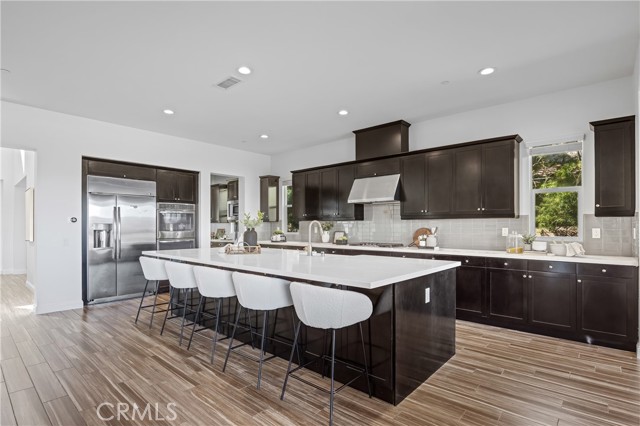 Detail Gallery Image 20 of 64 For 24910 Old Stone Way, Stevenson Ranch,  CA 91381 - 5 Beds | 5 Baths