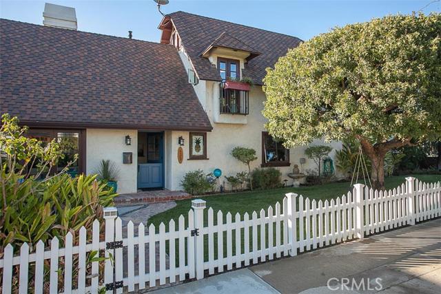 435 10th Street, Manhattan Beach, California 90266, 4 Bedrooms Bedrooms, ,2 BathroomsBathrooms,Residential,Sold,10th,SB16157982