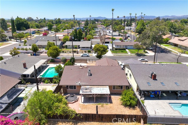 9946 Ruffner Avenue, North Hills CA: https://media.crmls.org/medias/7ddb66ba-ebf5-4a2d-a76d-181a6d9babf2.jpg