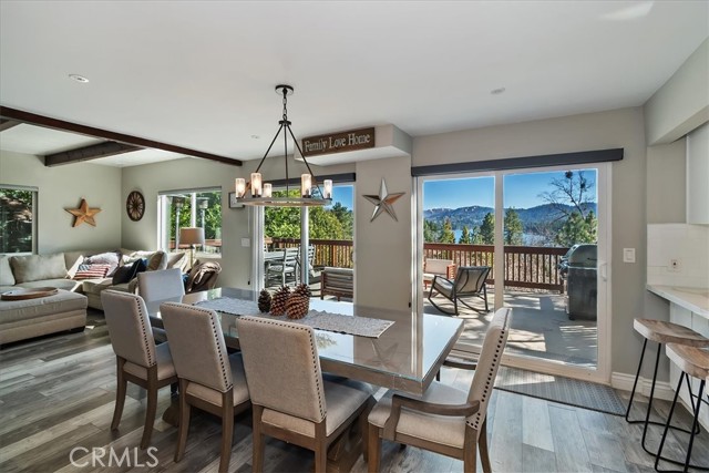 Detail Gallery Image 11 of 58 For 27565 North Bay Rd, Lake Arrowhead,  CA 92352 - 4 Beds | 4 Baths