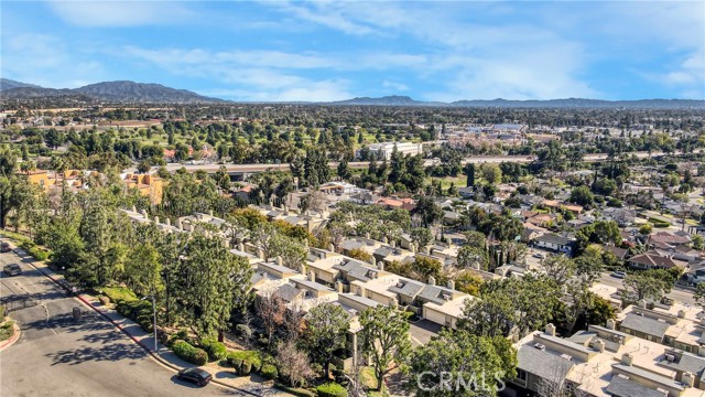 Detail Gallery Image 37 of 39 For 15760 Midwood, Granada Hills,  CA 91344 - 3 Beds | 3 Baths