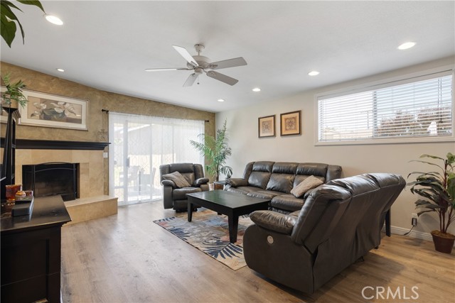 Detail Gallery Image 27 of 36 For 3823 Carfax Ave, Long Beach,  CA 90808 - 4 Beds | 2 Baths