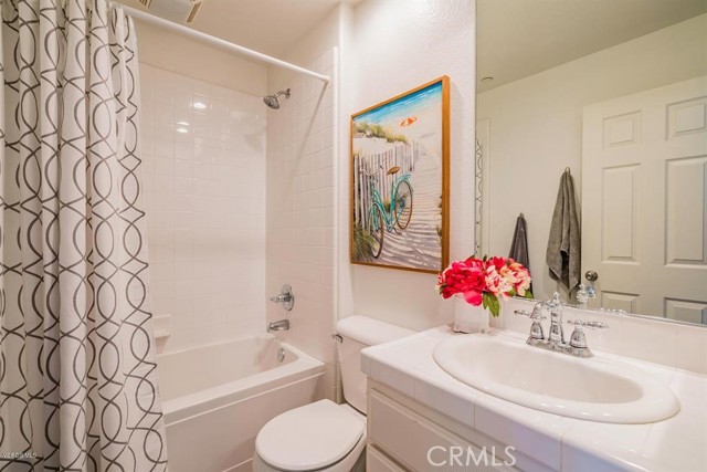 Detail Gallery Image 24 of 28 For 172 via Katrina, Newbury Park,  CA 91320 - 2 Beds | 2/1 Baths