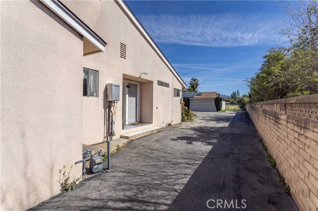 Detail Gallery Image 38 of 74 For 9826 Columbus, North Hills,  CA 91343 - 7 Beds | 5/1 Baths