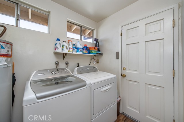 Detail Gallery Image 13 of 25 For 12764 Elkwood St, North Hollywood,  CA 91605 - 4 Beds | 2 Baths