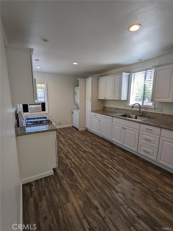 1711 North Glenoaks Boulevard photo 7