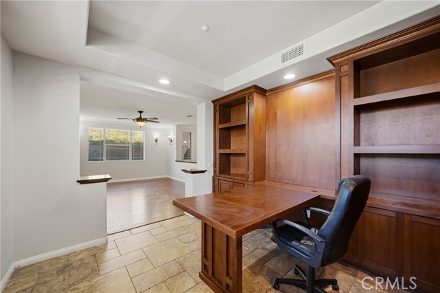 Detail Gallery Image 8 of 42 For 12422 Benton Dr #2,  Rancho Cucamonga,  CA 91739 - 2 Beds | 2 Baths