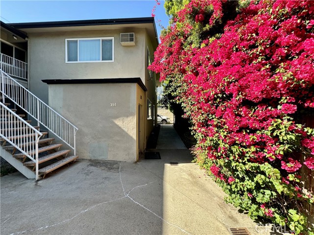 157 Esperanza Avenue, Sierra Madre CA: https://media.crmls.org/medias/7dde8324-68da-40e7-a25c-fe64abc07dc0.jpg