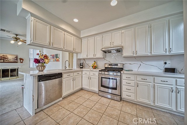 Detail Gallery Image 13 of 46 For 33441 Warwick Hills Rd, Yucaipa,  CA 92399 - 4 Beds | 2/1 Baths