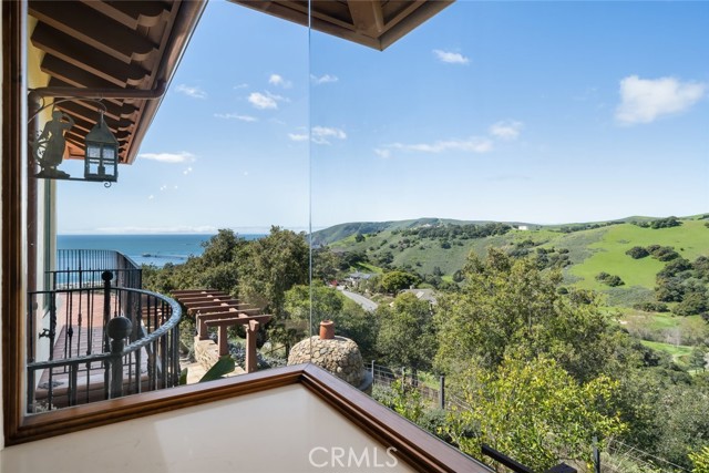Detail Gallery Image 31 of 73 For 2770 Lupine Canyon Rd, Avila Beach,  CA 93424 - 5 Beds | 3/1 Baths