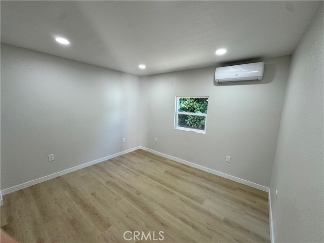 615 W 27th Street, San Bernardino CA: https://media.crmls.org/medias/7de1270a-d3bc-4492-935f-78201ddbfd9c.jpg