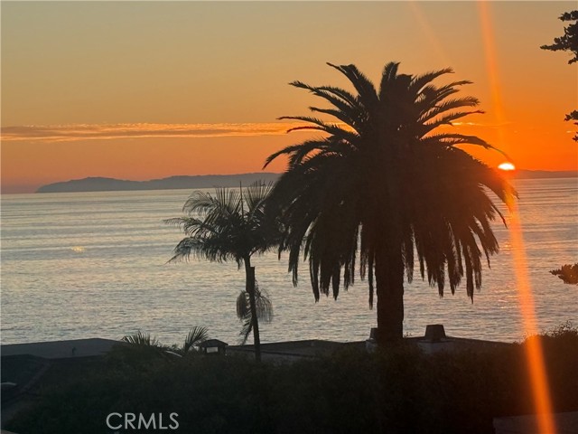 Detail Gallery Image 10 of 35 For 2175 S Coast Hwy #18,  Laguna Beach,  CA 92651 - 2 Beds | 2 Baths