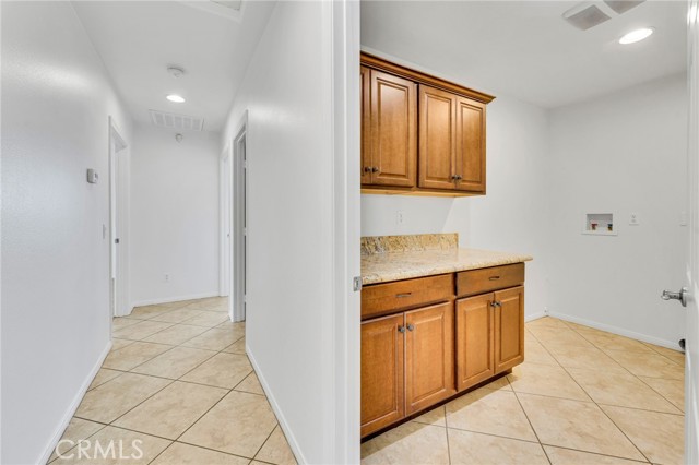 294 W Buffington Street, Upland CA: https://media.crmls.org/medias/7de15453-4d73-46b8-a1b0-7591282fce3f.jpg